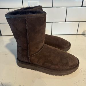 Ugg classic short